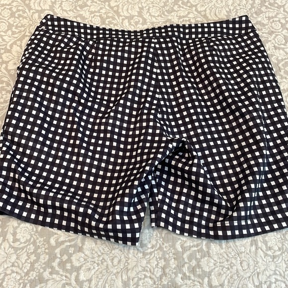 Size 10 golf/athletic shorts.  Dry super fast - Picture 2 of 3
